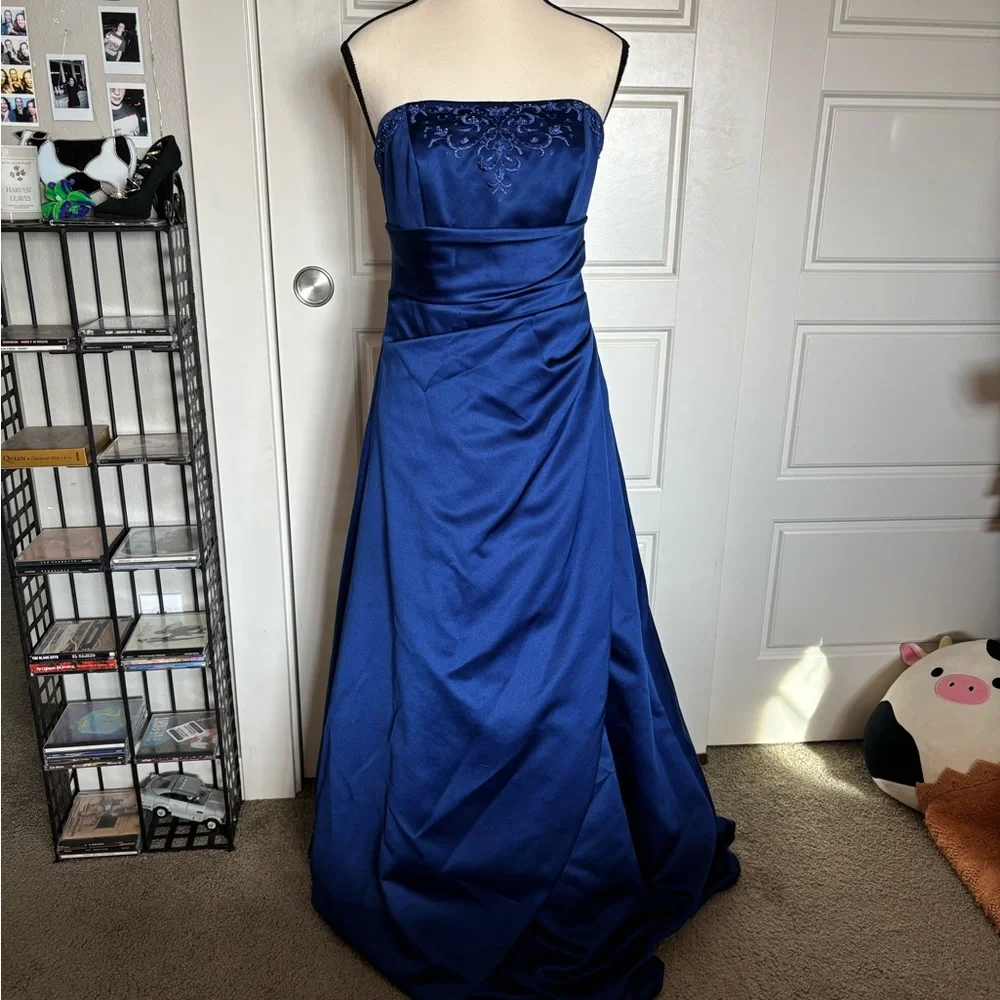 David's Bridal Royal Blue Strapless Gown - Picture 1 of 3